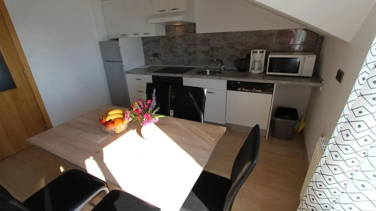 Apartment In Marsici/Insel Krk 13109 Sveti Vid-Miholjice 0*,